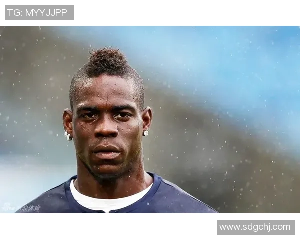 欧美足球明星的霸气发型男士风格解析与搭配技巧分享