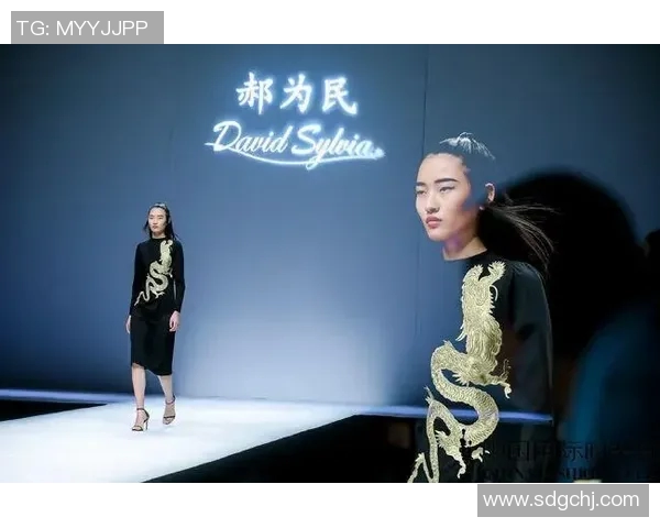 足球明星与超模美女的浪漫邂逅揭示了体育与时尚的完美结合